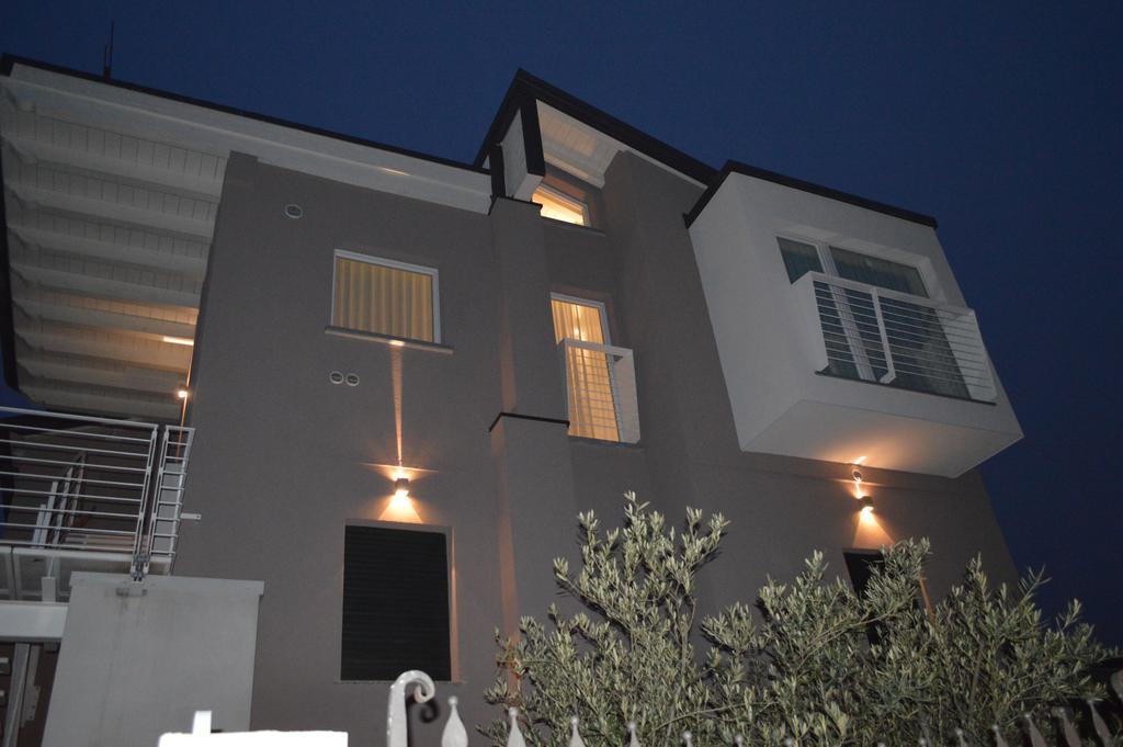 B&B Gardacharme Desenzano del Garda Exteriér fotografie