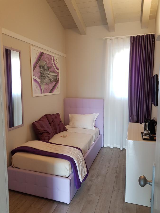 B&B Gardacharme Desenzano del Garda Exteriér fotografie